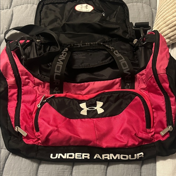 Under Armour Women's Pink and Black gym Bag - Picture 1 of 1